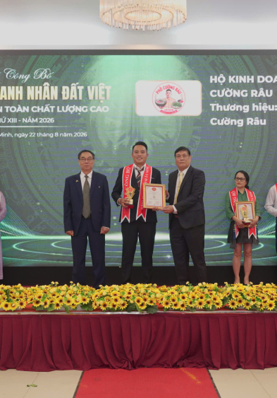 PHỞ CƯỜNG RÂU