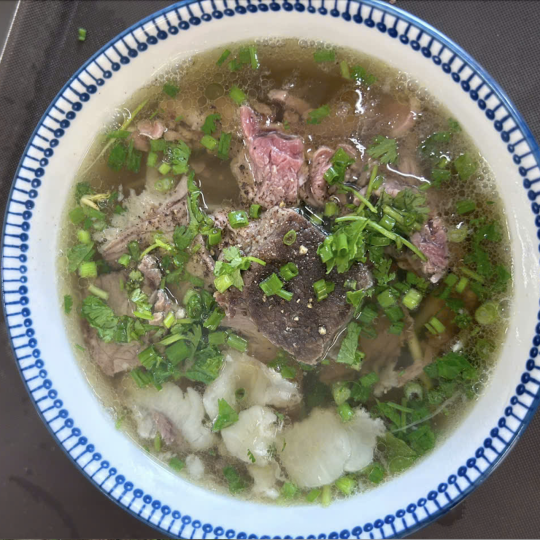 PHỞ CƯỜNG RÂU