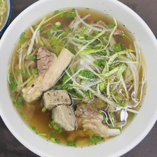 PHỞ CƯỜNG RÂU